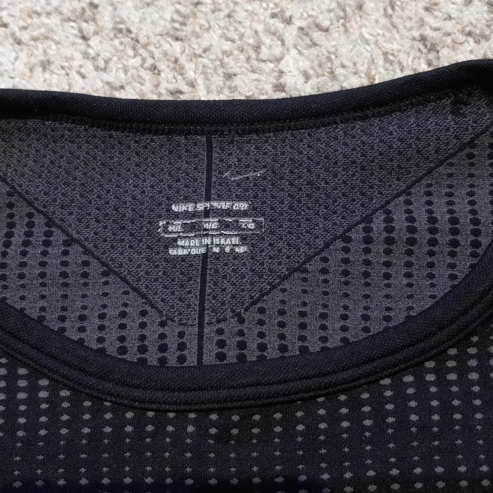 NIKE M/L stretch Dri-fit tank - Picture 3 of 3